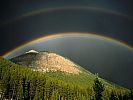 rainbows_2013_01_Canadian_Rockies_Banff_National_Park_Alberta.jpg: 111k (2007-10-19 07:37)