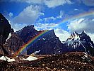 rainbows_2013_07_Rainbow_Heaven_Himalayas_Pakistan.jpg: 121k (2007-10-19 07:37)