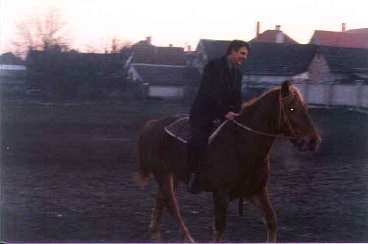 If picture is not shown here, it probably doesnot exist for this quality ... (choose another quality)