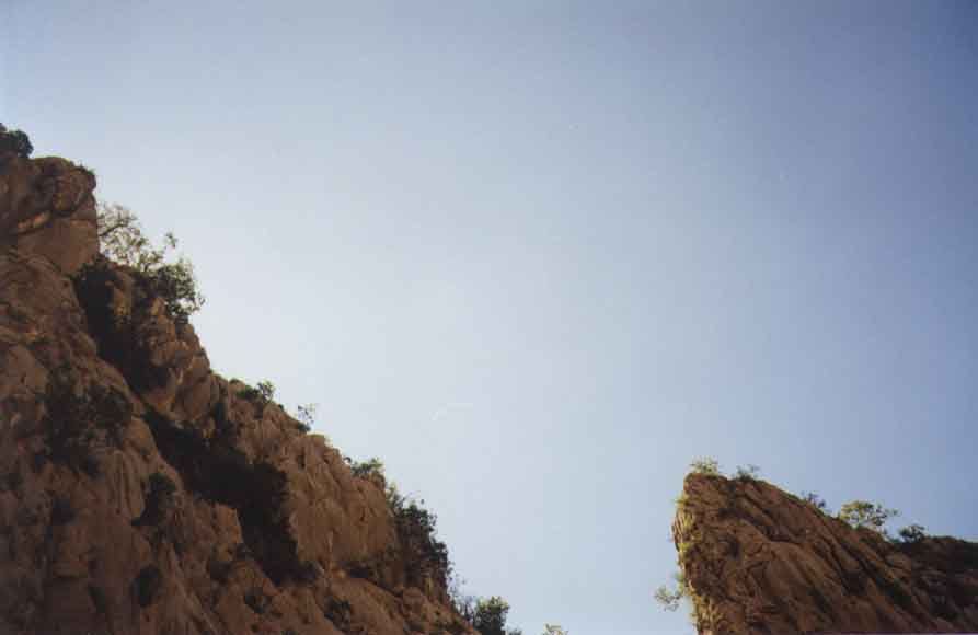 If picture is not shown here, it probably doesnot exist for this quality ... (choose another quality)