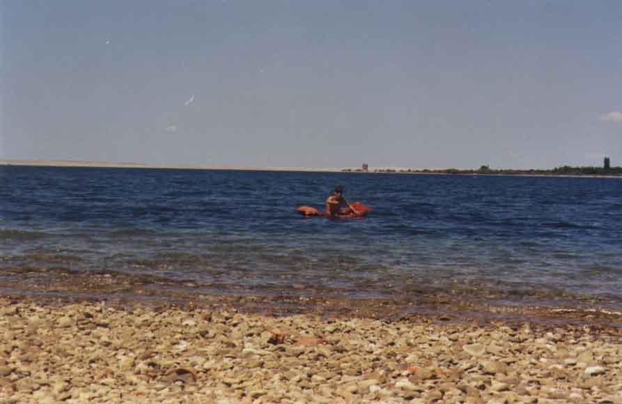 If picture is not shown here, it probably doesnot exist for this quality ... (choose another quality)