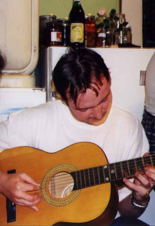 If picture is not shown here, it probably doesnot exist for this quality ... (choose another quality)