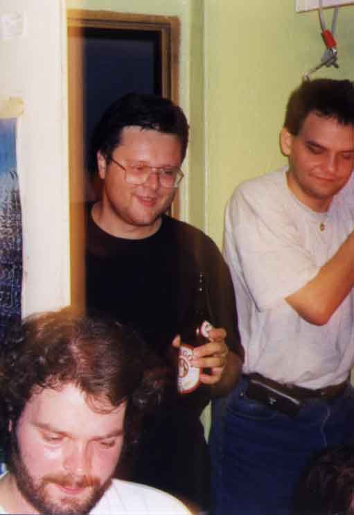 If picture is not shown here, it probably doesnot exist for this quality ... (choose another quality)