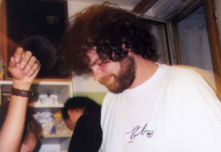 If picture is not shown here, it probably doesnot exist for this quality ... (choose another quality)