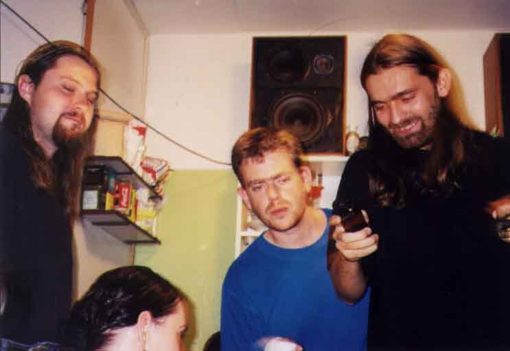 If picture is not shown here, it probably doesnot exist for this quality ... (choose another quality)