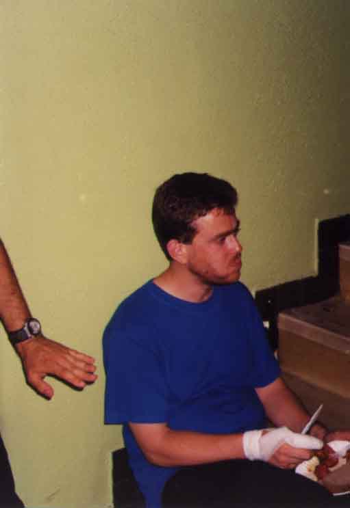 If picture is not shown here, it probably doesnot exist for this quality ... (choose another quality)