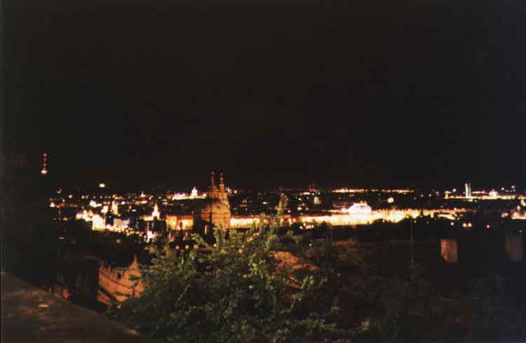 If picture is not shown here, it probably doesnot exist for this quality ... (choose another quality)