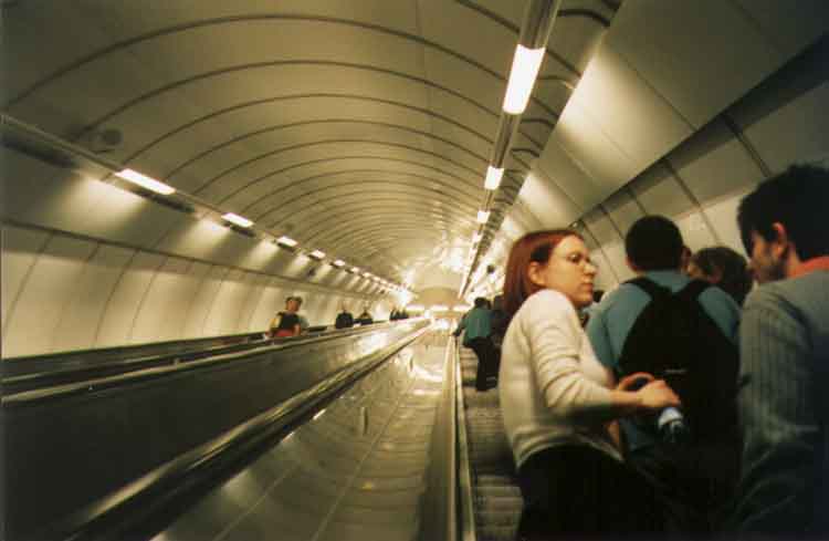 If picture is not shown here, it probably doesnot exist for this quality ... (choose another quality)