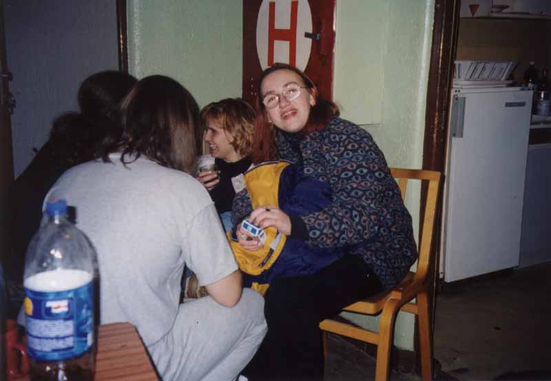 If picture is not shown here, it probably doesnot exist for this quality ... (choose another quality)