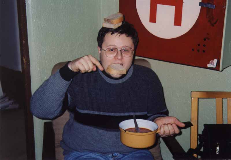 If picture is not shown here, it probably doesnot exist for this quality ... (choose another quality)