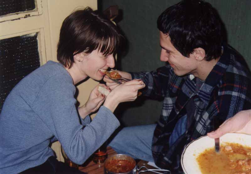 If picture is not shown here, it probably doesnot exist for this quality ... (choose another quality)