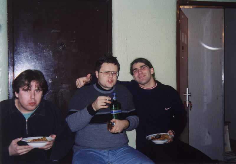 If picture is not shown here, it probably doesnot exist for this quality ... (choose another quality)