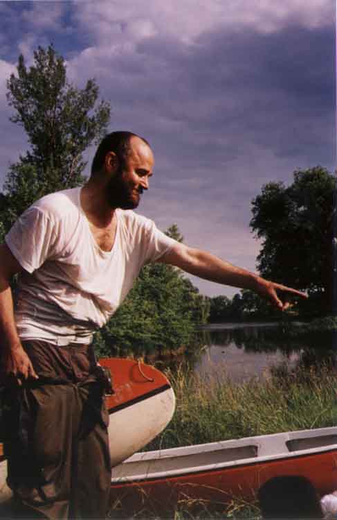 If picture is not shown here, it probably doesnot exist for this quality ... (choose another quality)