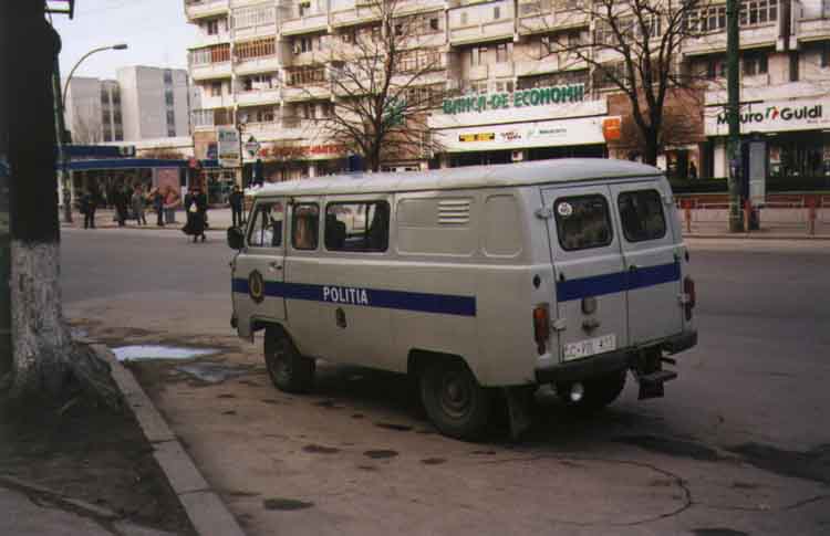 If picture is not shown here, it probably doesnot exist for this quality ... (choose another quality)