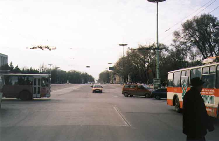 If picture is not shown here, it probably doesnot exist for this quality ... (choose another quality)