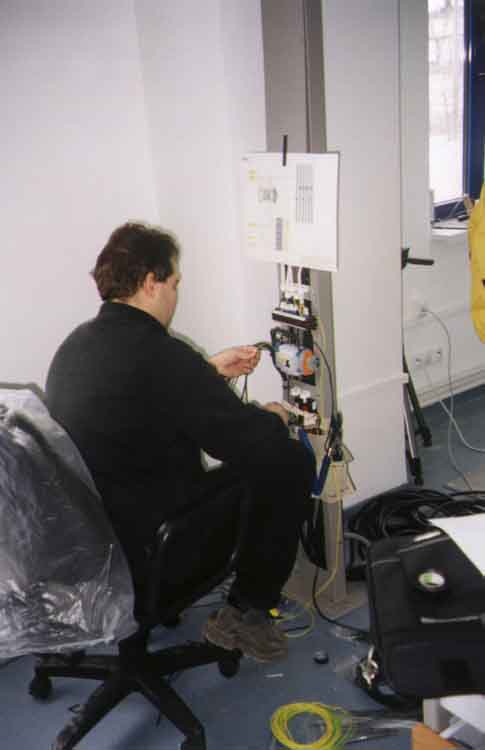 If picture is not shown here, it probably doesnot exist for this quality ... (choose another quality)