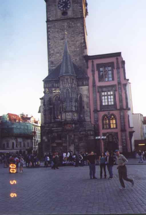 If picture is not shown here, it probably doesnot exist for this quality ... (choose another quality)