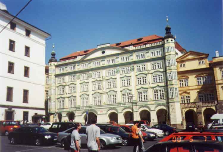 If picture is not shown here, it probably doesnot exist for this quality ... (choose another quality)