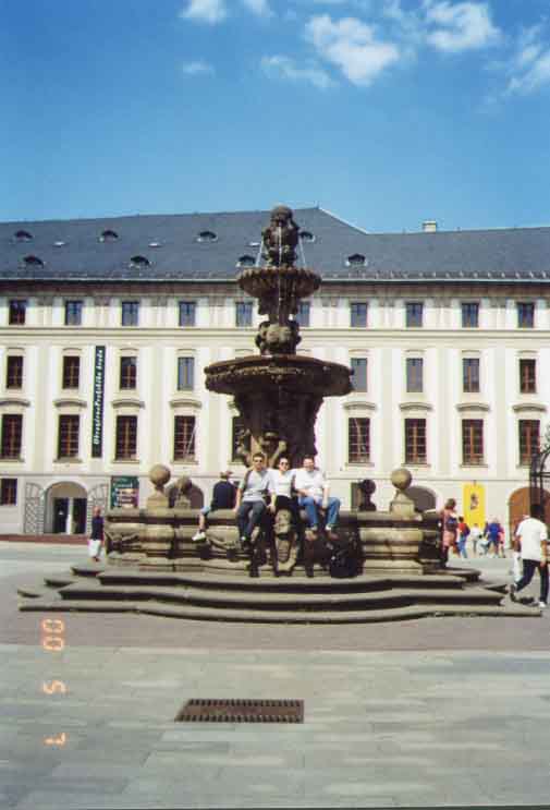 If picture is not shown here, it probably doesnot exist for this quality ... (choose another quality)