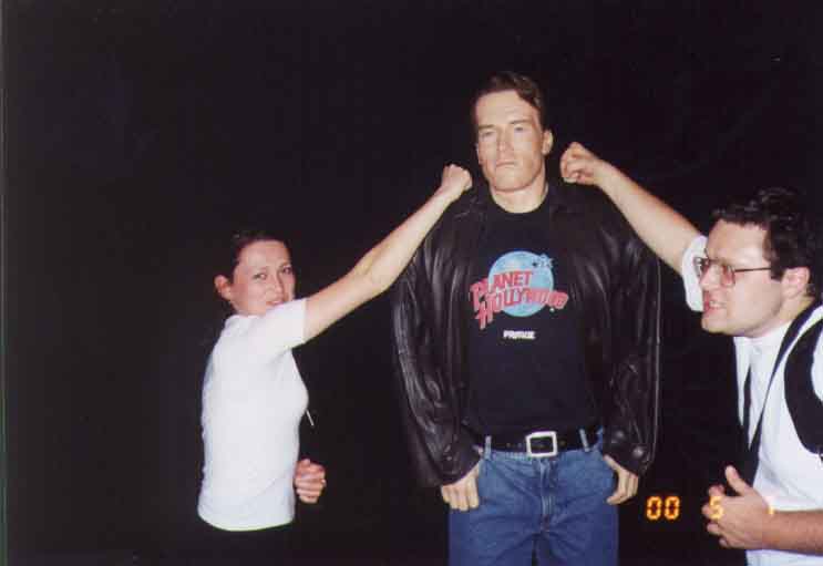 If picture is not shown here, it probably doesnot exist for this quality ... (choose another quality)