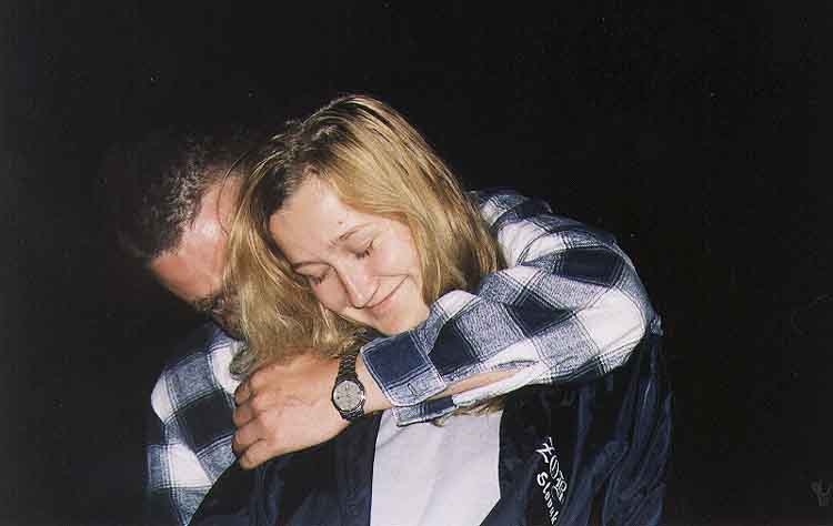 If picture is not shown here, it probably doesnot exist for this quality ... (choose another quality)