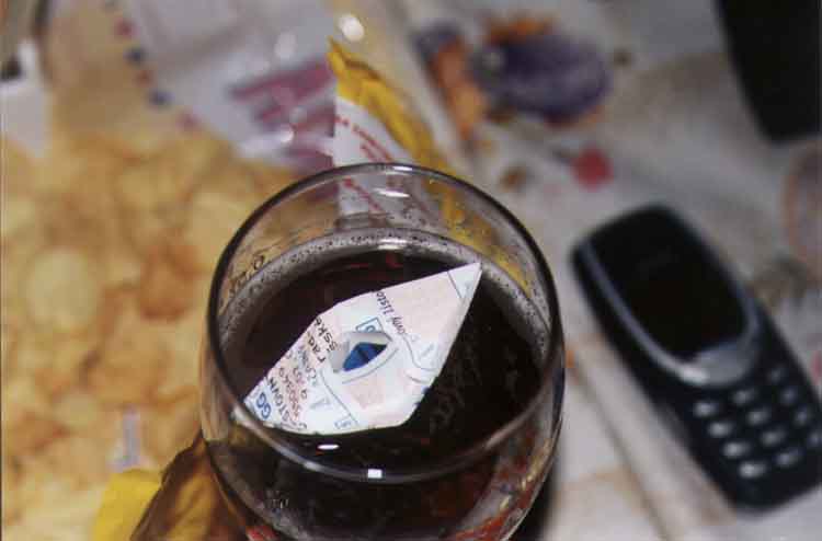 If picture is not shown here, it probably doesnot exist for this quality ... (choose another quality)