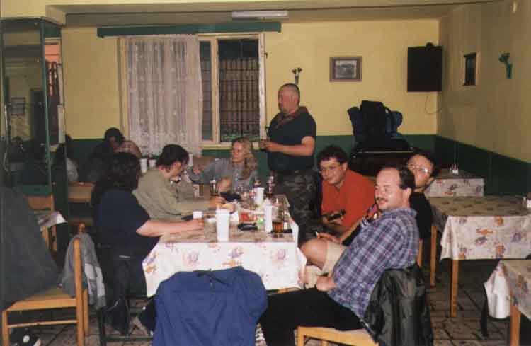 If picture is not shown here, it probably doesnot exist for this quality ... (choose another quality)