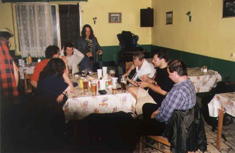 If picture is not shown here, it probably doesnot exist for this quality ... (choose another quality)