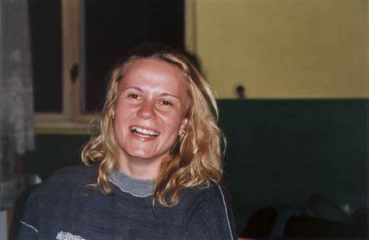 If picture is not shown here, it probably doesnot exist for this quality ... (choose another quality)