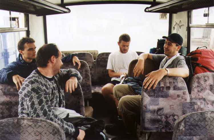 If picture is not shown here, it probably doesnot exist for this quality ... (choose another quality)