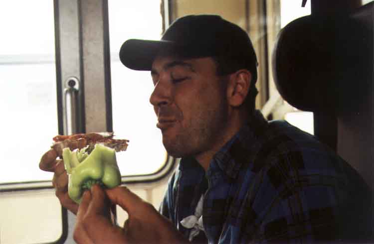 If picture is not shown here, it probably doesnot exist for this quality ... (choose another quality)