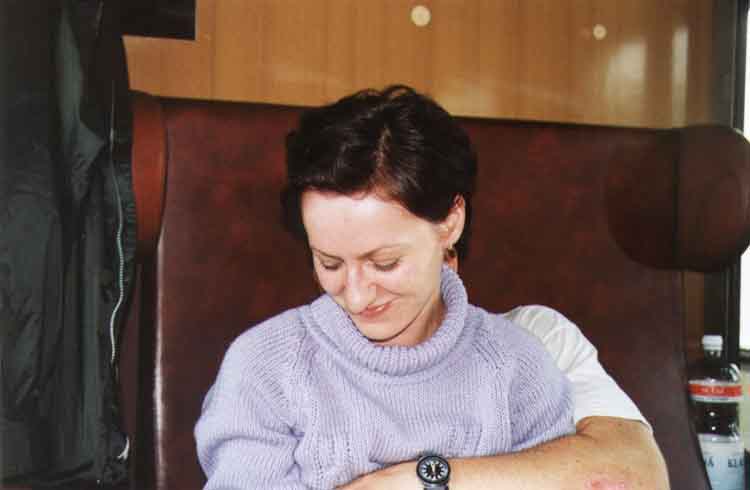 If picture is not shown here, it probably doesnot exist for this quality ... (choose another quality)