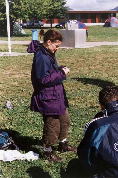 If picture is not shown here, it probably doesnot exist for this quality ... (choose another quality)