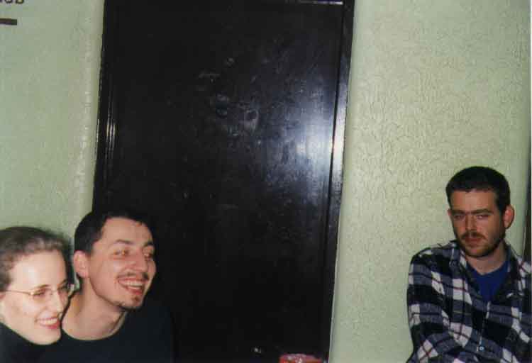 If picture is not shown here, it probably doesnot exist for this quality ... (choose another quality)