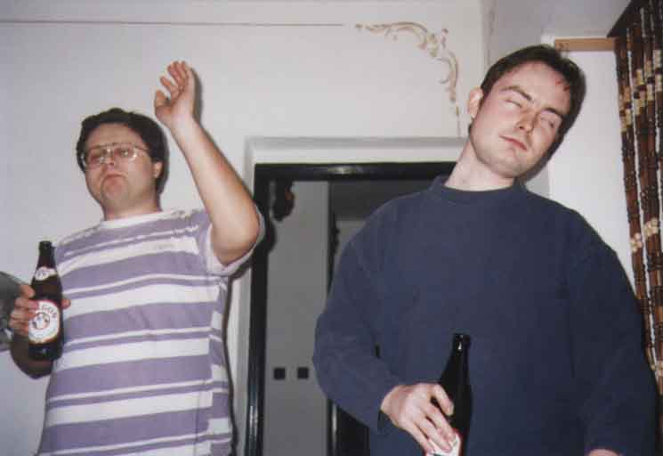 If picture is not shown here, it probably doesnot exist for this quality ... (choose another quality)