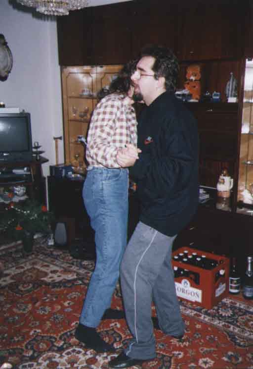 If picture is not shown here, it probably doesnot exist for this quality ... (choose another quality)