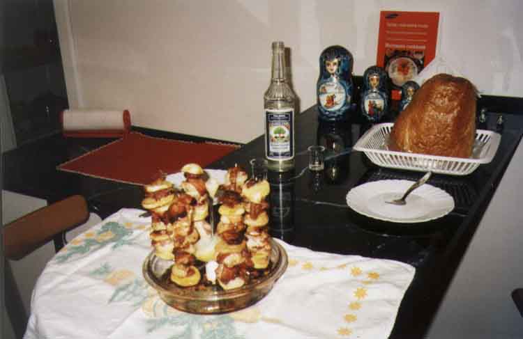 If picture is not shown here, it probably doesnot exist for this quality ... (choose another quality)