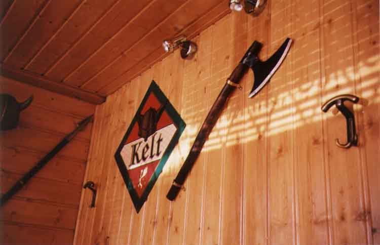 If picture is not shown here, it probably doesnot exist for this quality ... (choose another quality)