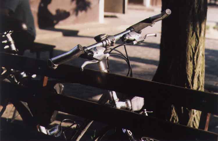 If picture is not shown here, it probably doesnot exist for this quality ... (choose another quality)