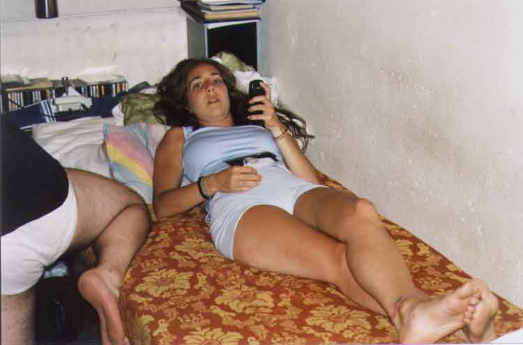 If picture is not shown here, it probably doesnot exist for this quality ... (choose another quality)