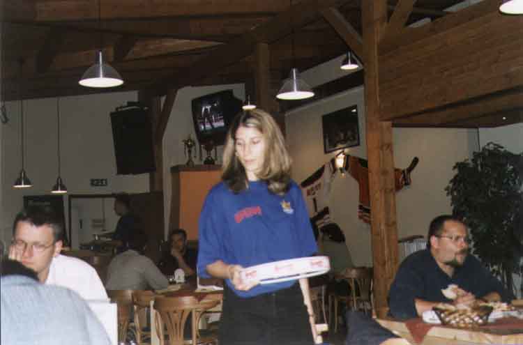 If picture is not shown here, it probably doesnot exist for this quality ... (choose another quality)