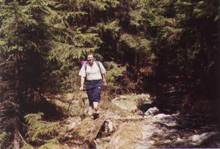 If picture is not shown here, it probably doesnot exist for this quality ... (choose another quality)