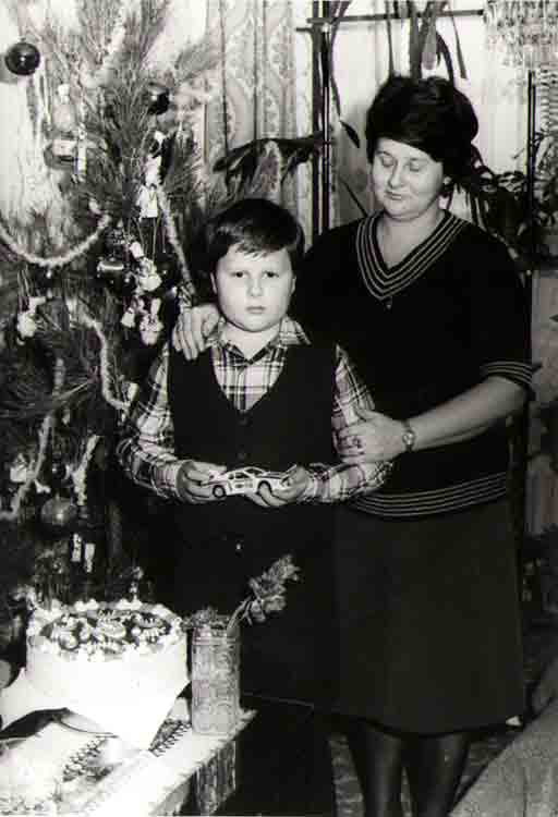 If picture is not shown here, it probably doesnot exist for this quality ... (choose another quality)