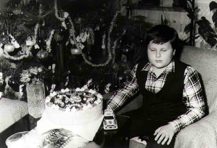 If picture is not shown here, it probably doesnot exist for this quality ... (choose another quality)