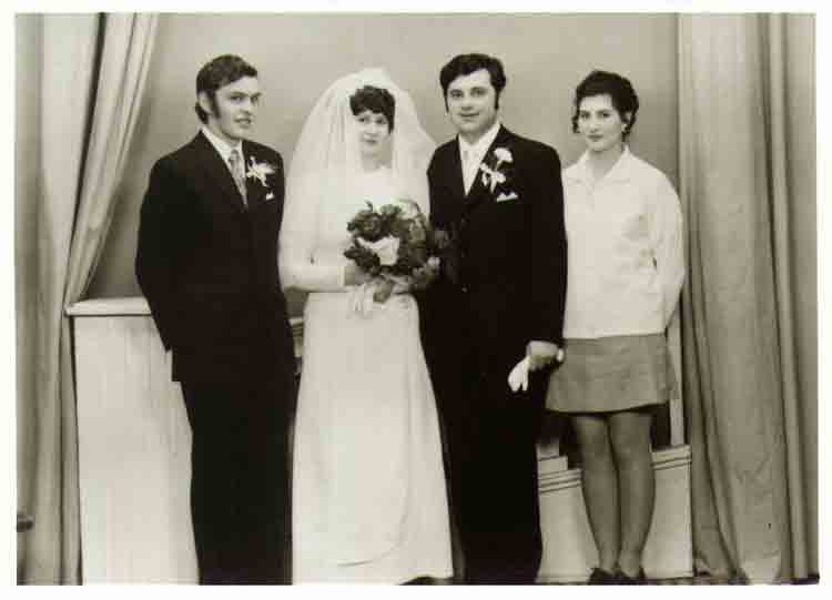 If picture is not shown here, it probably doesnot exist for this quality ... (choose another quality)