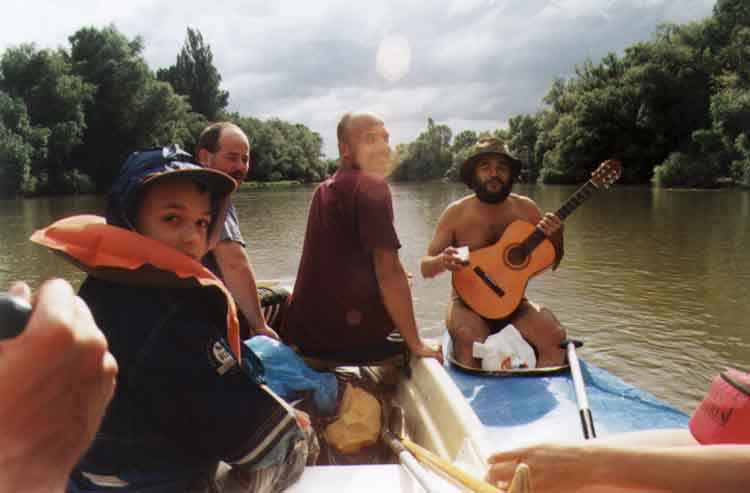 If picture is not shown here, it probably doesnot exist for this quality ... (choose another quality)