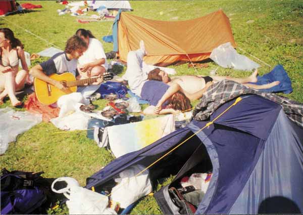 If picture is not shown here, it probably doesnot exist for this quality ... (choose another quality)