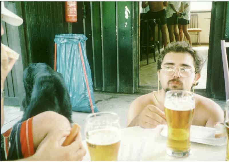 If picture is not shown here, it probably doesnot exist for this quality ... (choose another quality)