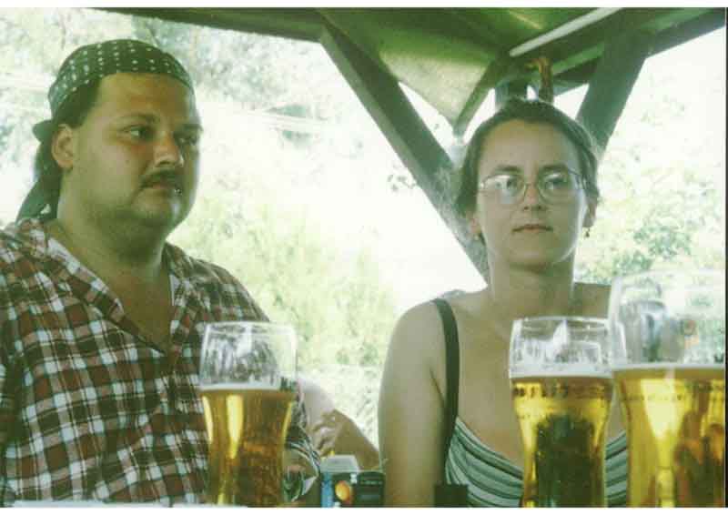 If picture is not shown here, it probably doesnot exist for this quality ... (choose another quality)