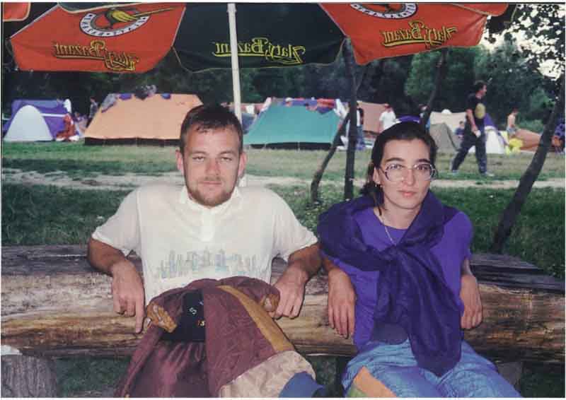 If picture is not shown here, it probably doesnot exist for this quality ... (choose another quality)